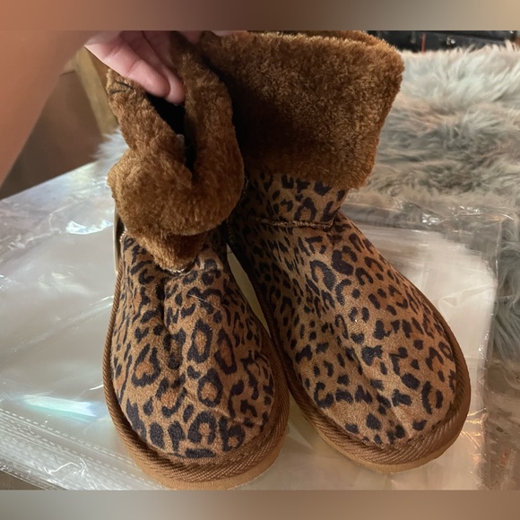 🦋 NWT Charles Albert Animal Print Boots comfort leopard boot - Picture 6 of 6